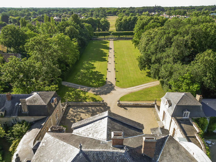 Façade du Château de Nandy